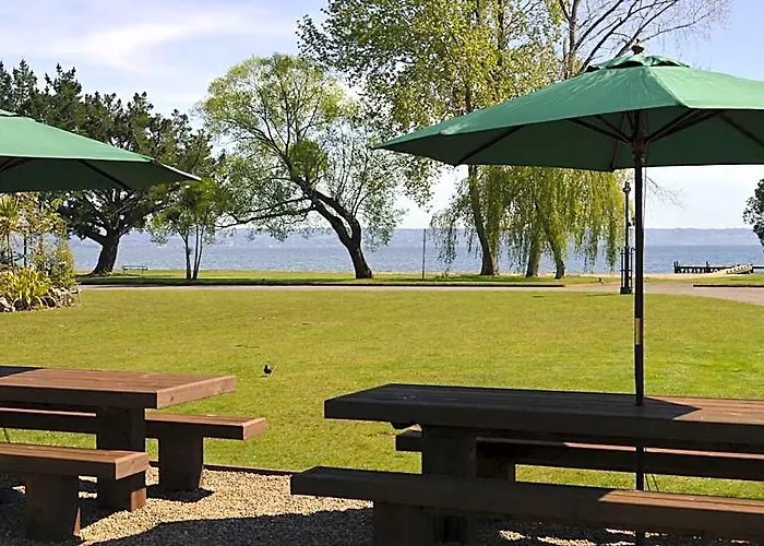 Motel Cedarwood Lakeside Motel&conference Venue 4*